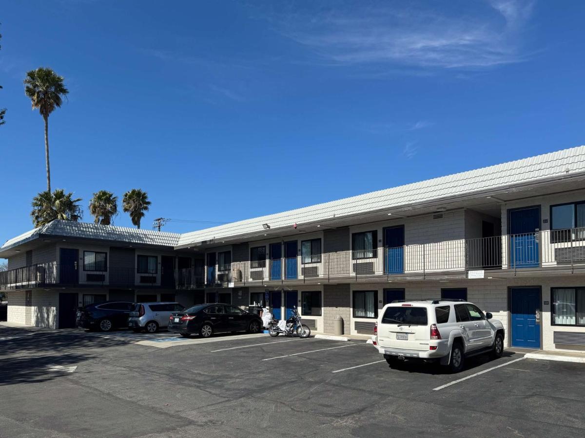 Motel 6-Simi Valley, Ca Екстер'єр фото