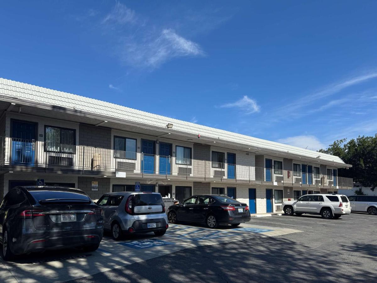 Motel 6-Simi Valley, Ca Екстер'єр фото